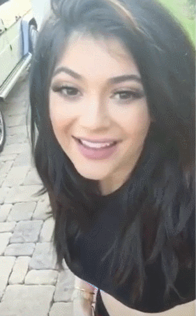 8 Kylie Jenner Gifs Gif Abyss