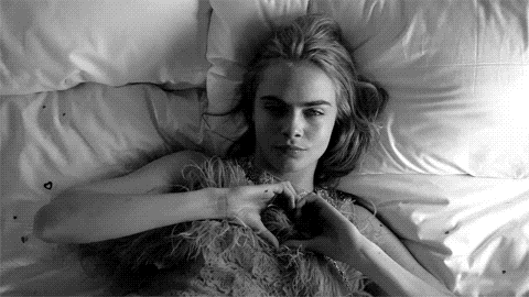 Download Celebrity Cara Delevingne Gif
